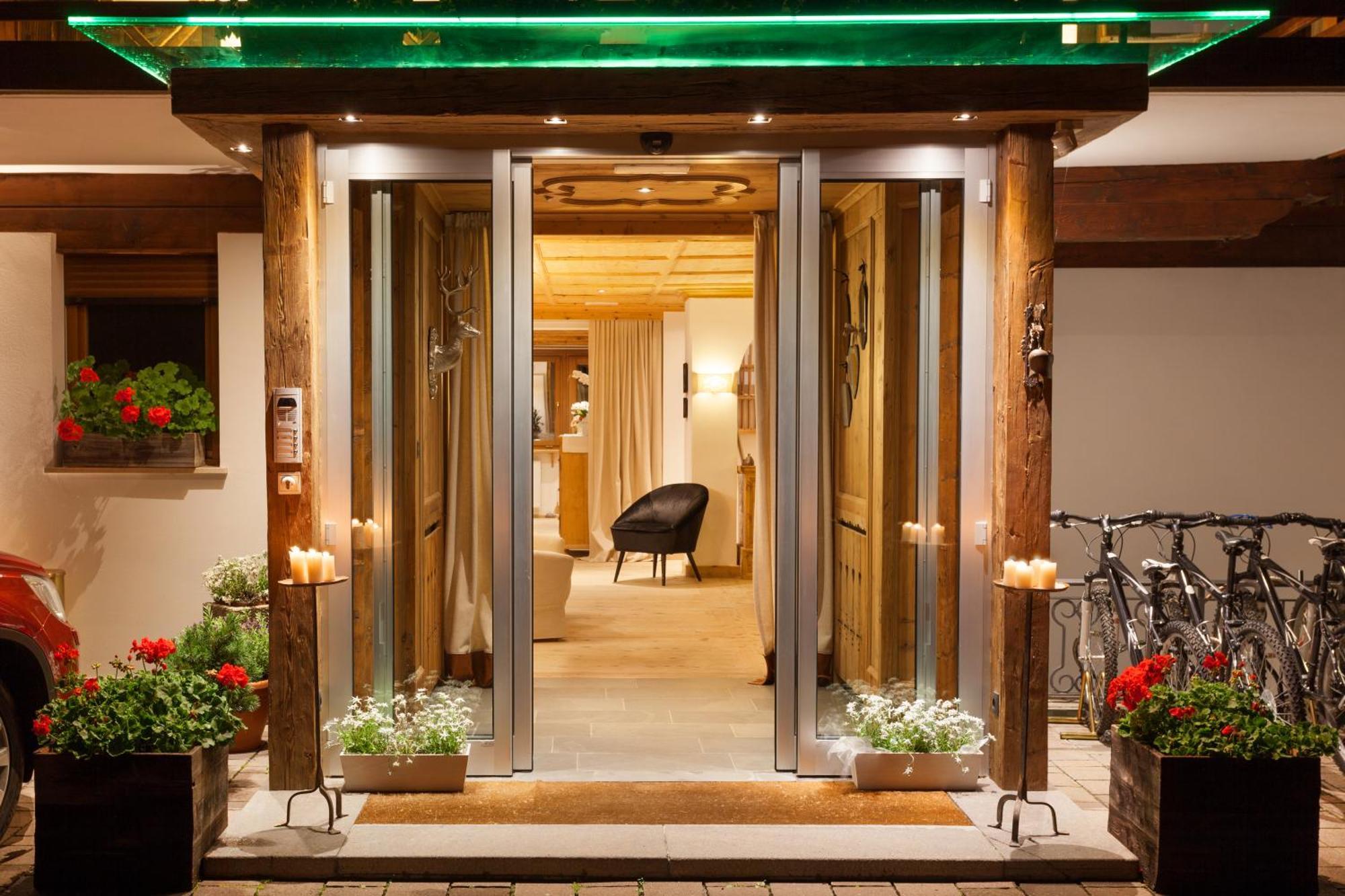 Mountain Home Villa Anna 셀바디발가르디나 외부 사진